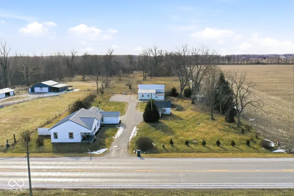 $315,000 | 7255 West Us Highway, Middletown, IN 47356