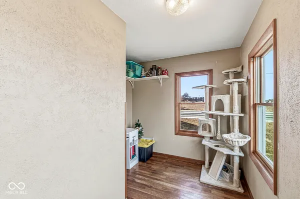 $315,000 | 7255 West Us Highway, Middletown, IN 47356