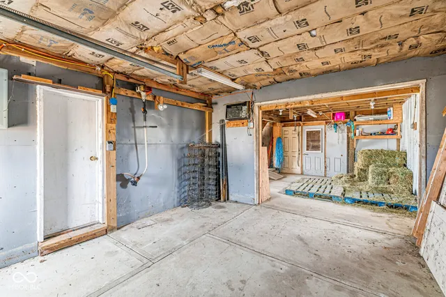 $315,000 | 7255 West Us Highway, Middletown, IN 47356