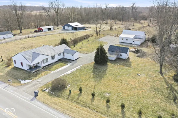 $315,000 | 7255 West Us Highway, Middletown, IN 47356