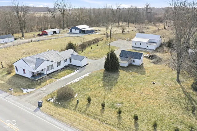 $315,000 | 7255 West Us Highway, Middletown, IN 47356