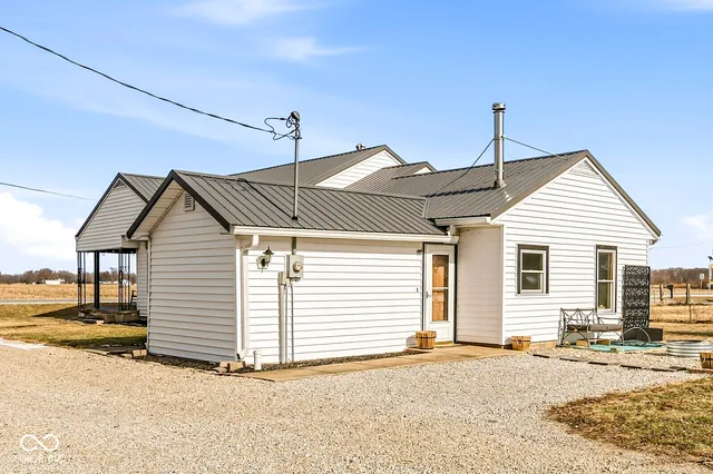 $315,000 | 7255 West Us Highway, Middletown, IN 47356