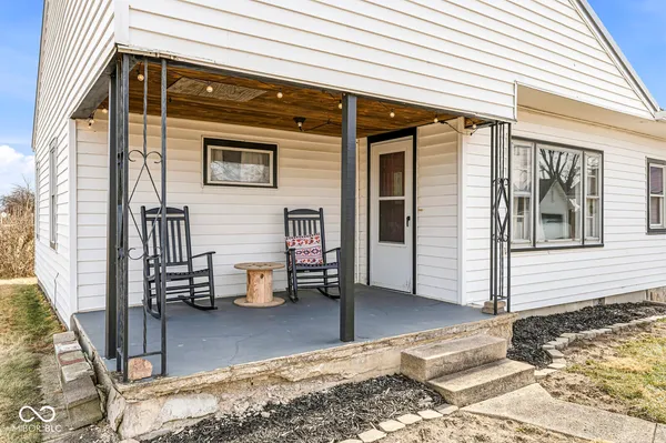 $315,000 | 7255 West Us Highway, Middletown, IN 47356