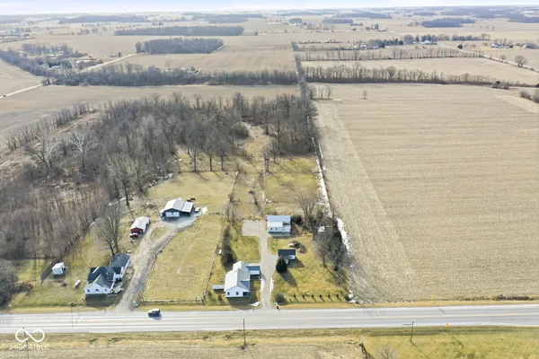 $315,000 | 7255 West Us Highway, Middletown, IN 47356
