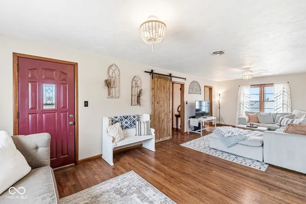 $315,000 | 7255 West Us Highway, Middletown, IN 47356