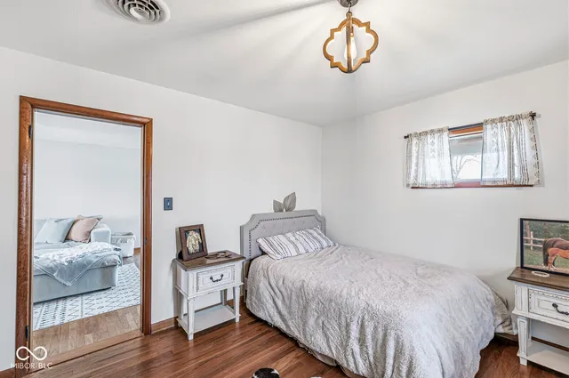 $315,000 | 7255 West Us Highway, Middletown, IN 47356