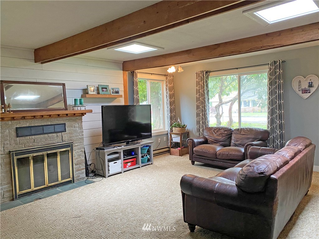 690 Copalis Beach Road Copalis Beach, WA 98535 - Photo 5 of 23 Gallery Image 5