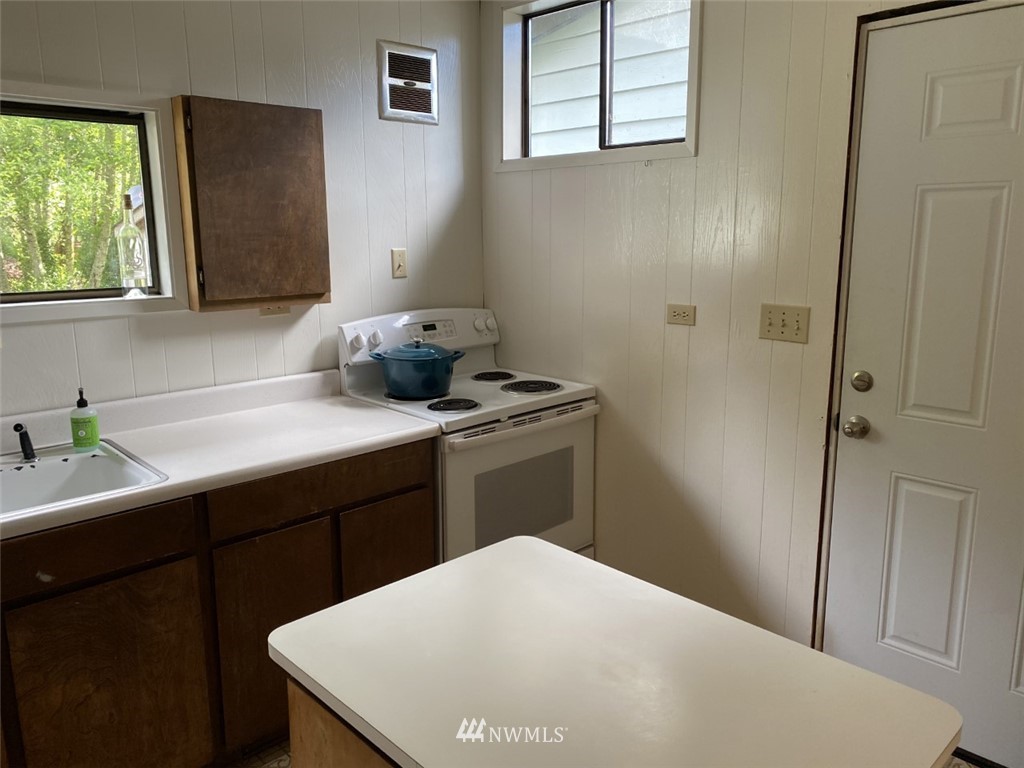 690 Copalis Beach Road Copalis Beach, WA 98535 - Photo 9 of 23 Gallery Image 9