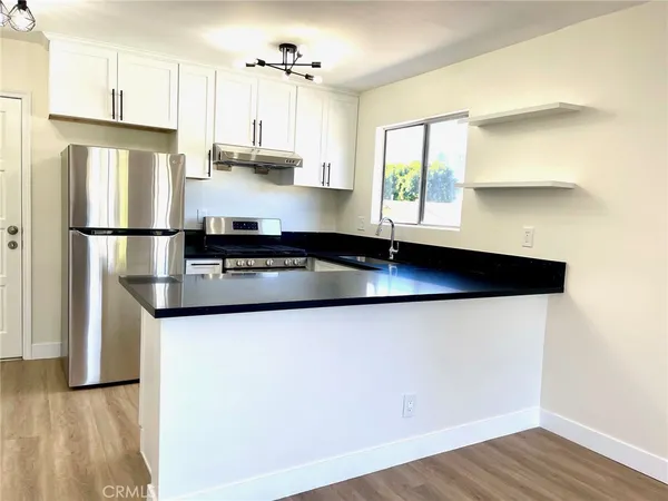 $2,795 | 2728 Crestmoore Place, Unit 3, Los Angeles, CA 90065