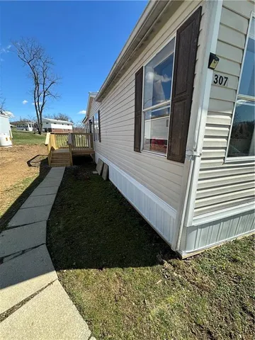 $39,000 | 307 Sherwood Drive, New Kensington, PA 15068