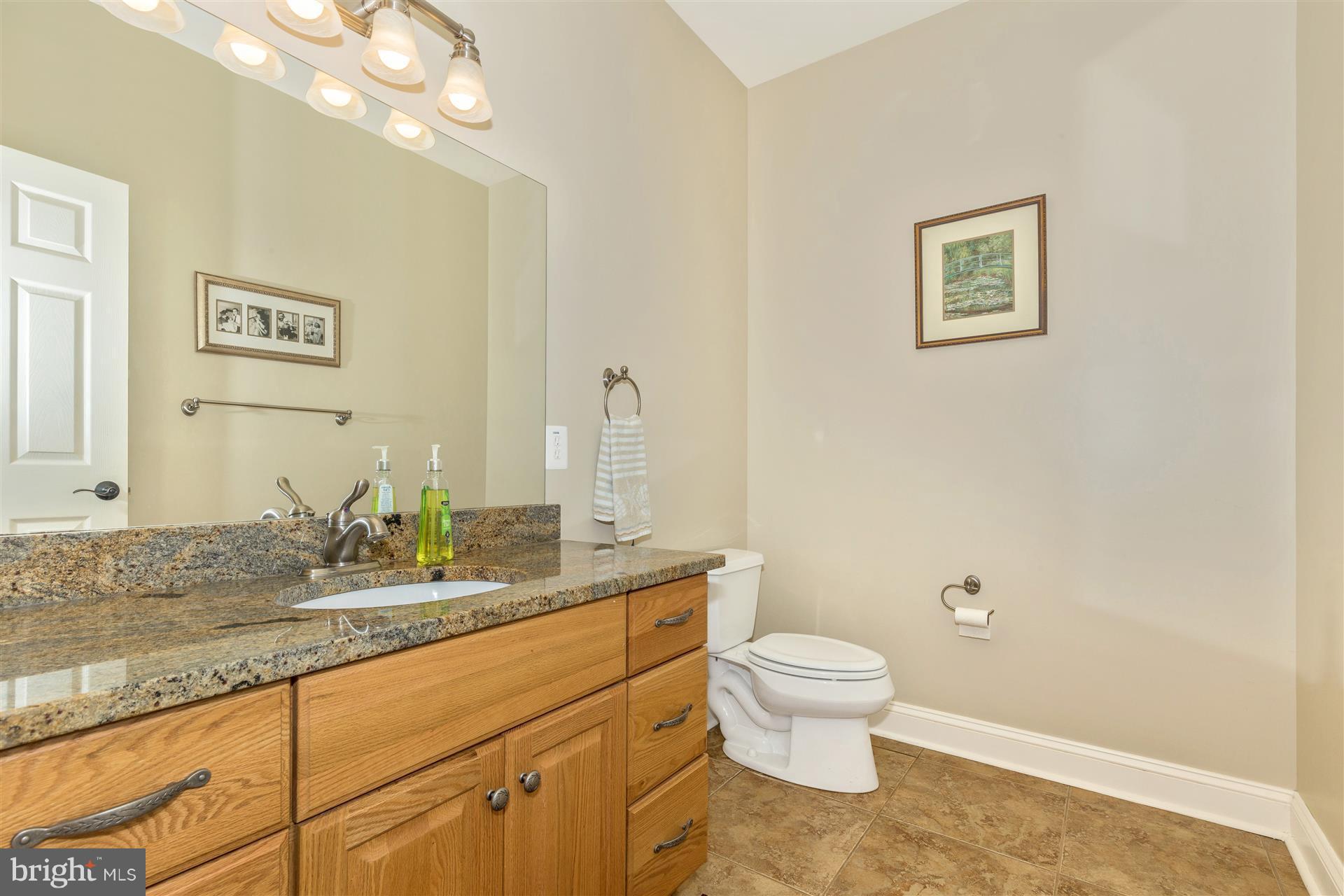 4033 Salem Bottom Road Westminster, MD 21157 - Photo 12 of 30 Half Bath