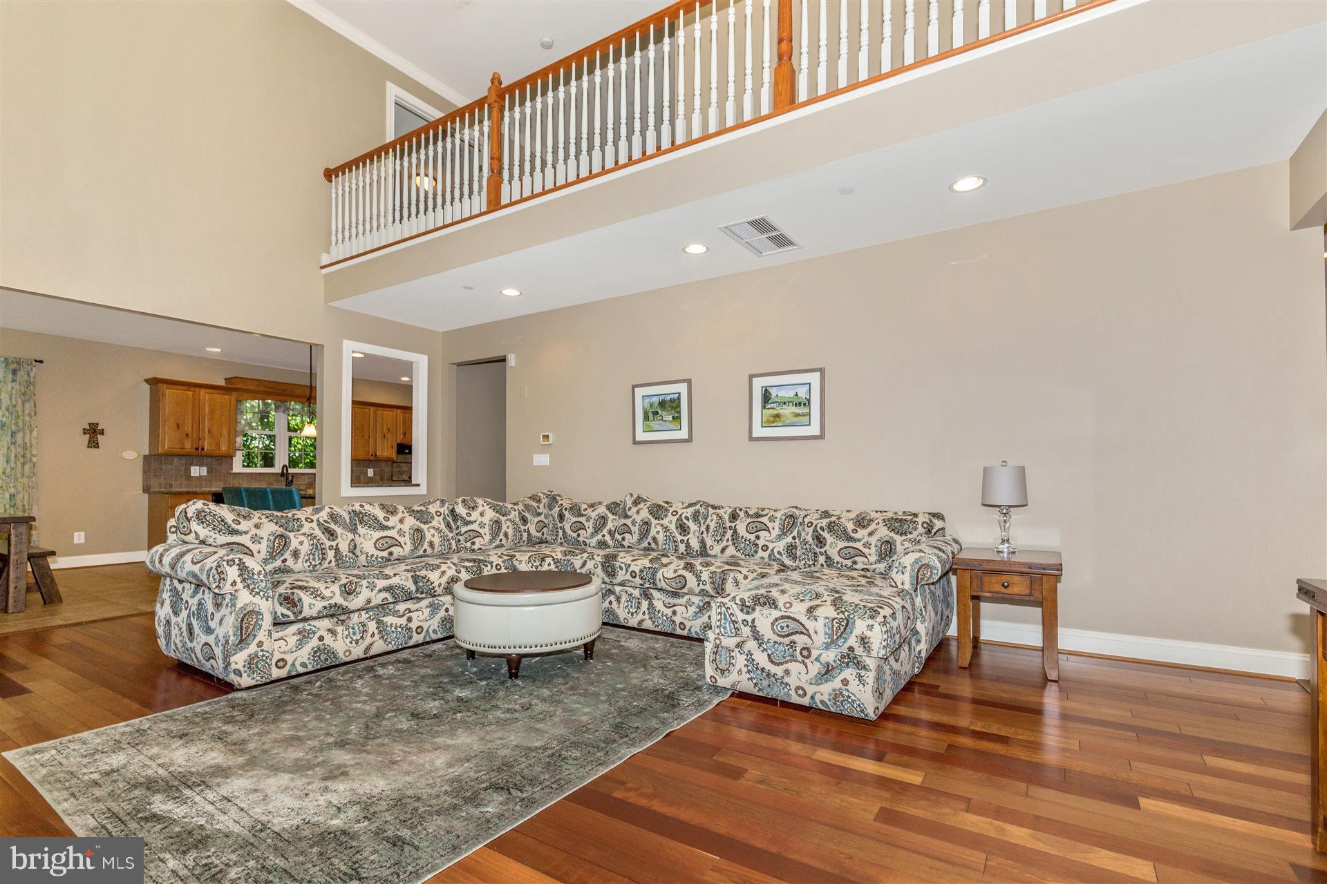 4033 Salem Bottom Road Westminster, MD 21157 - Photo 7 of 30 Upstairs hall over looks living room