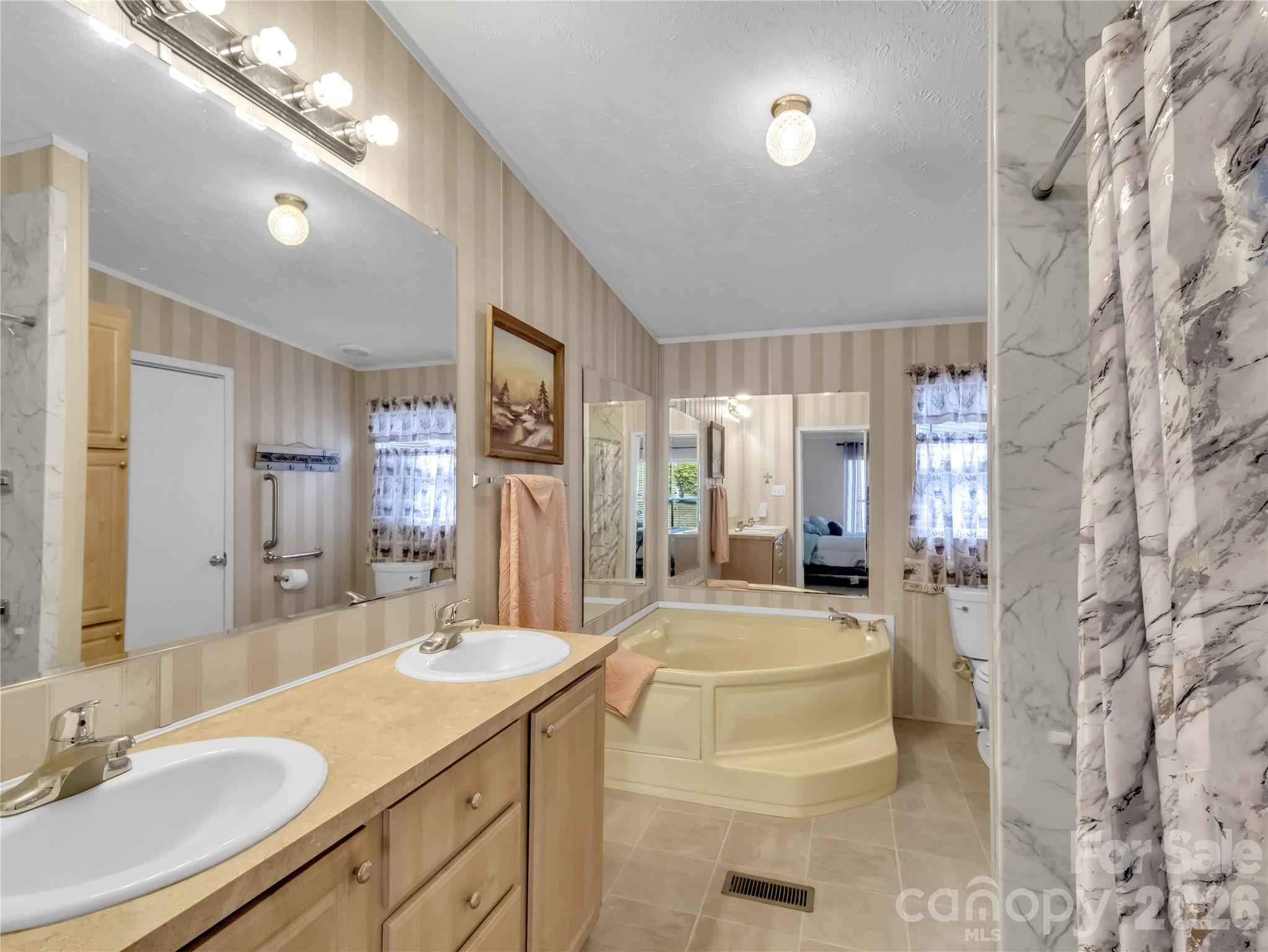 233 4th Street Waynesville, NC 28786 - Photo 20 of 31