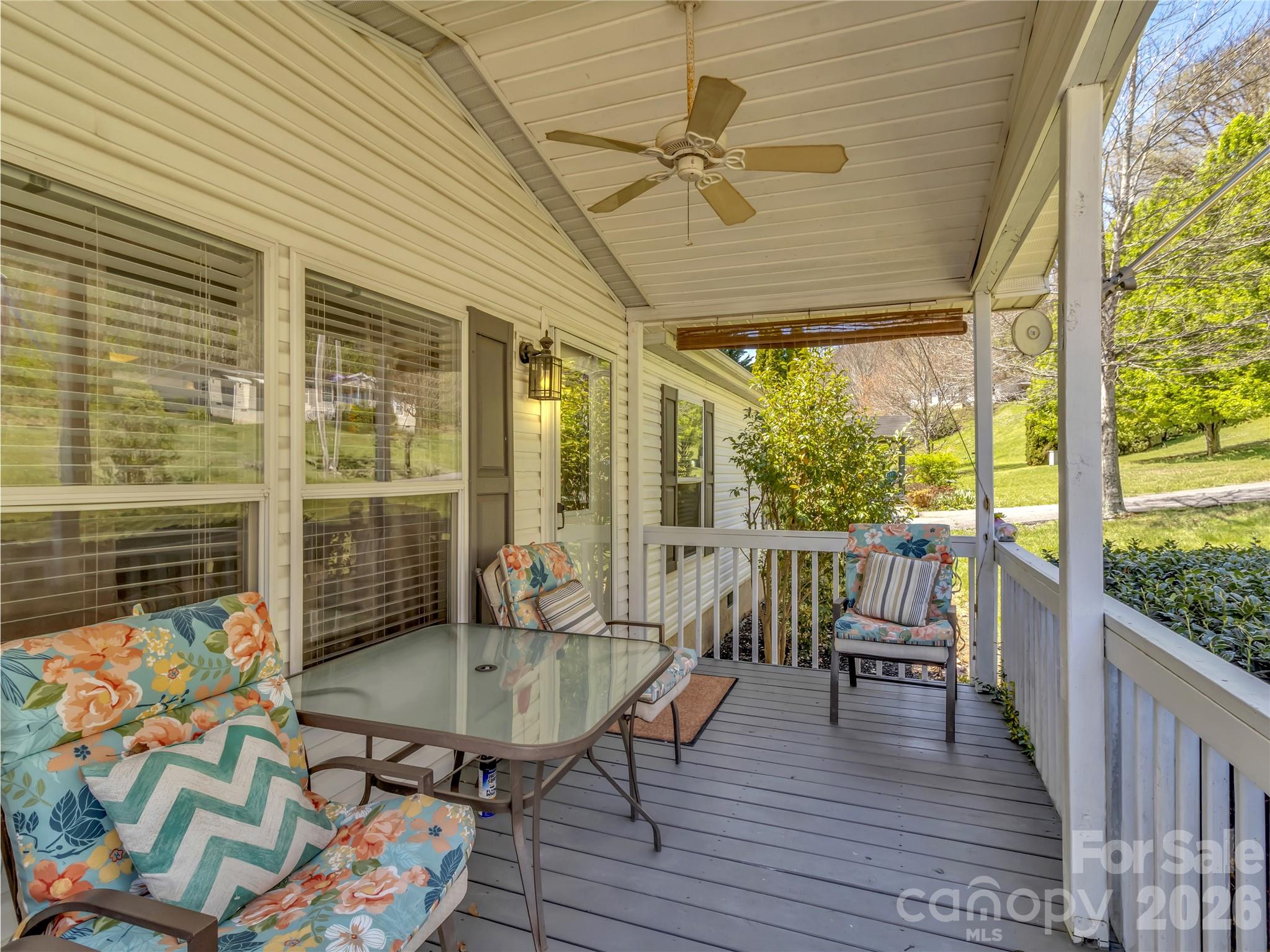 233 4th Street Waynesville, NC 28786 - Photo 4 of 31