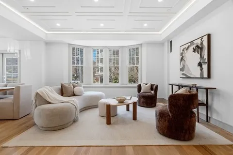 $2,349,000 | 92 Sewall Avenue, Unit 2C, Brookline, MA 02446