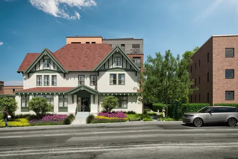 $2,349,000 | 92 Sewall Avenue, Unit 2C, Brookline, MA 02446