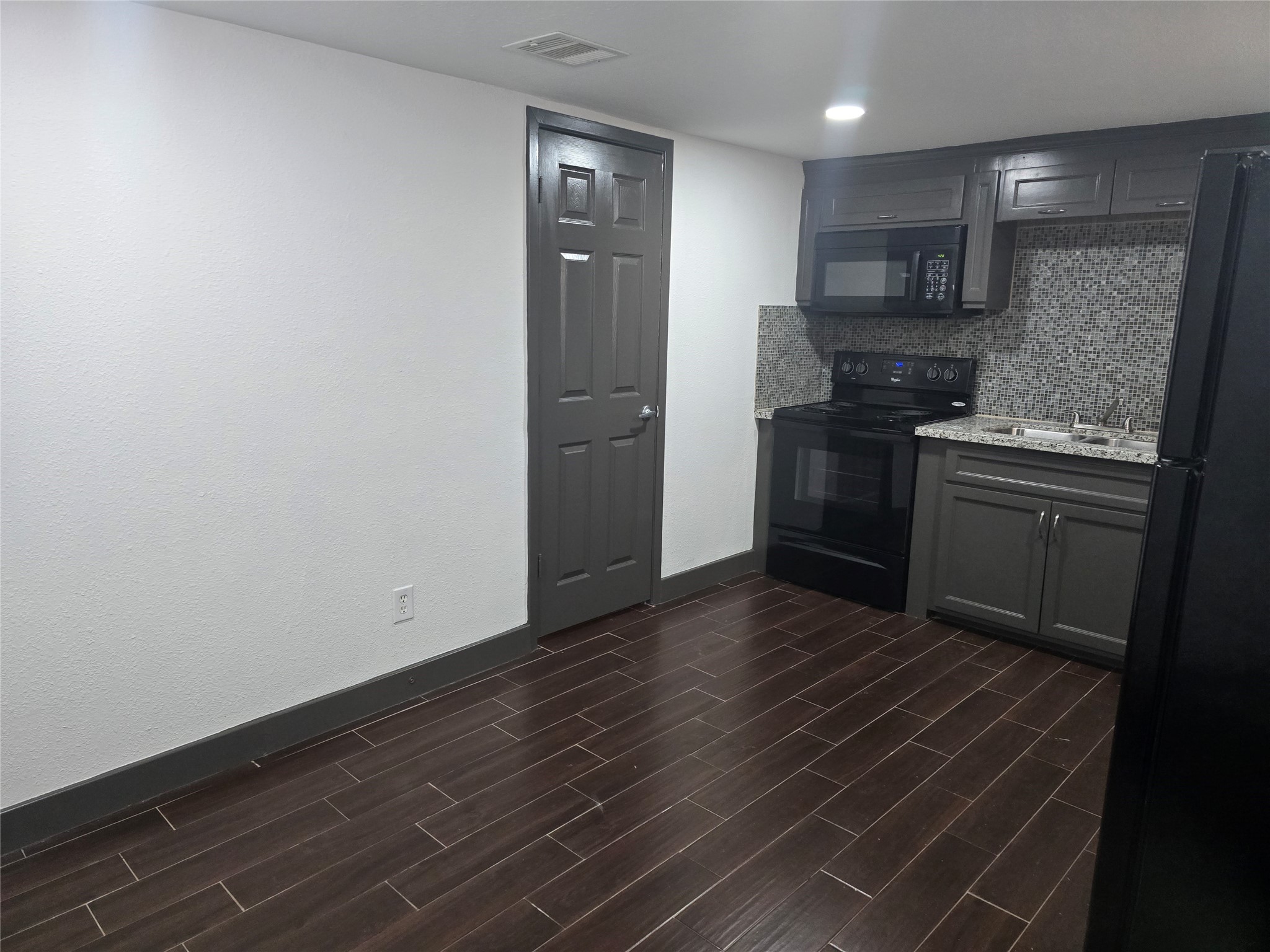 1501 Asbury Street, Unit B Houston, TX 77007 - Photo 3 of 9