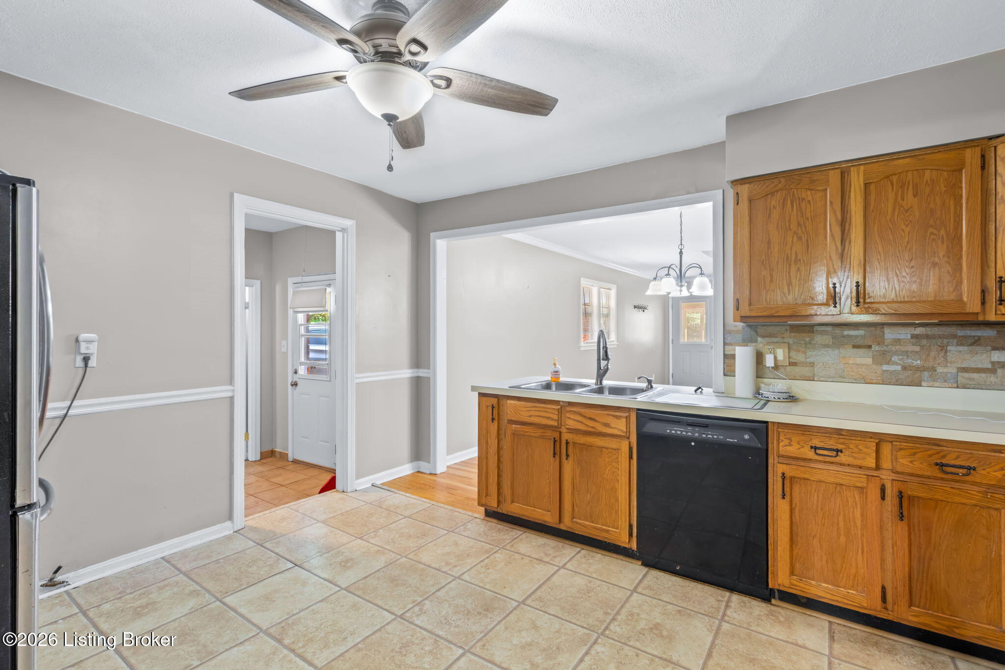 330 Stringer Lane Mount Washington, KY 40047 - Photo 26 of 51 19-web-or-mls-4F0A0116