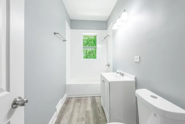 $249,000 | 1310 East 72nd Street, Chicago, IL 60619