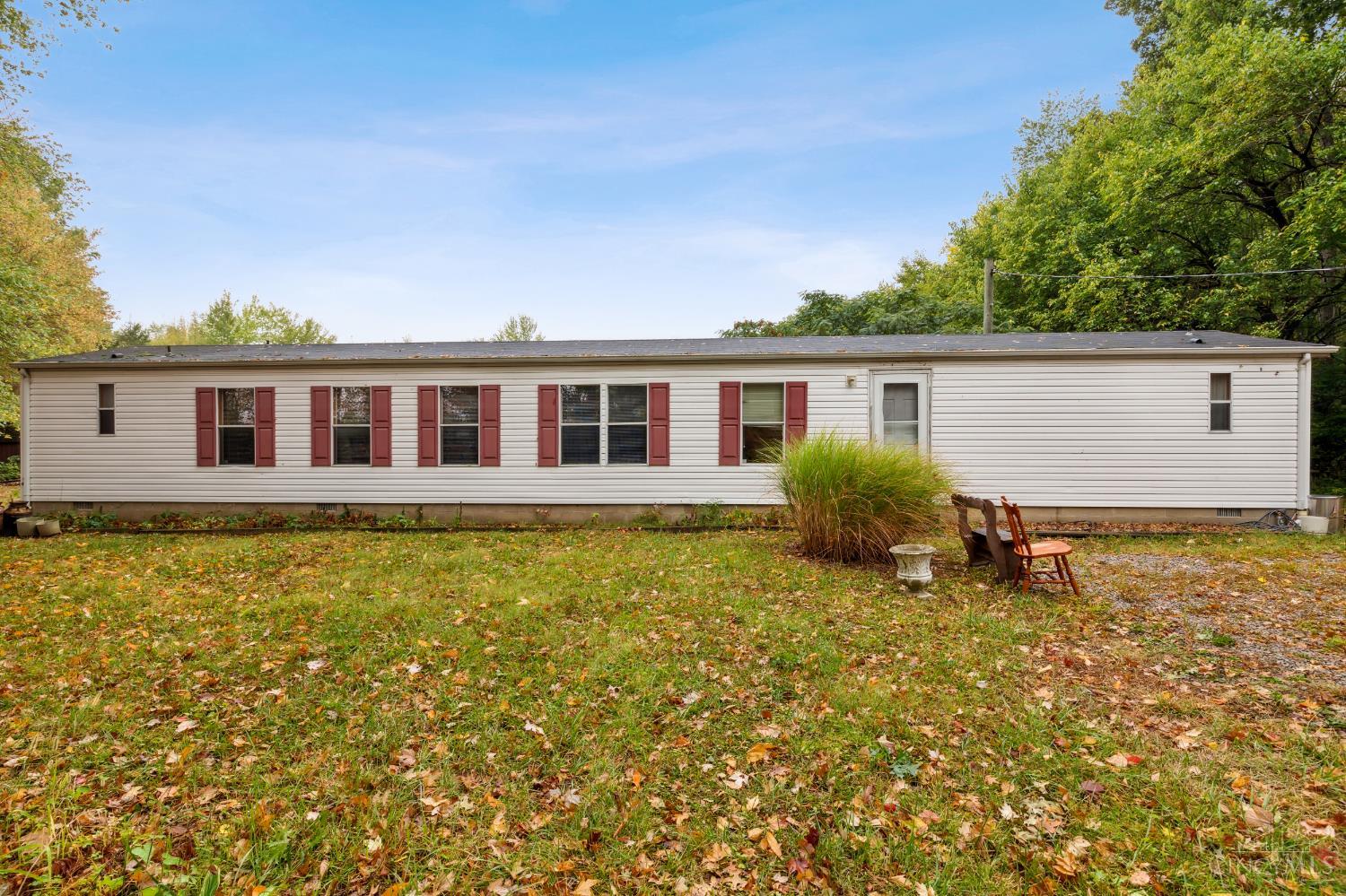 6139 Belfast Road Goshen, OH 45122 - Photo 2 of 26