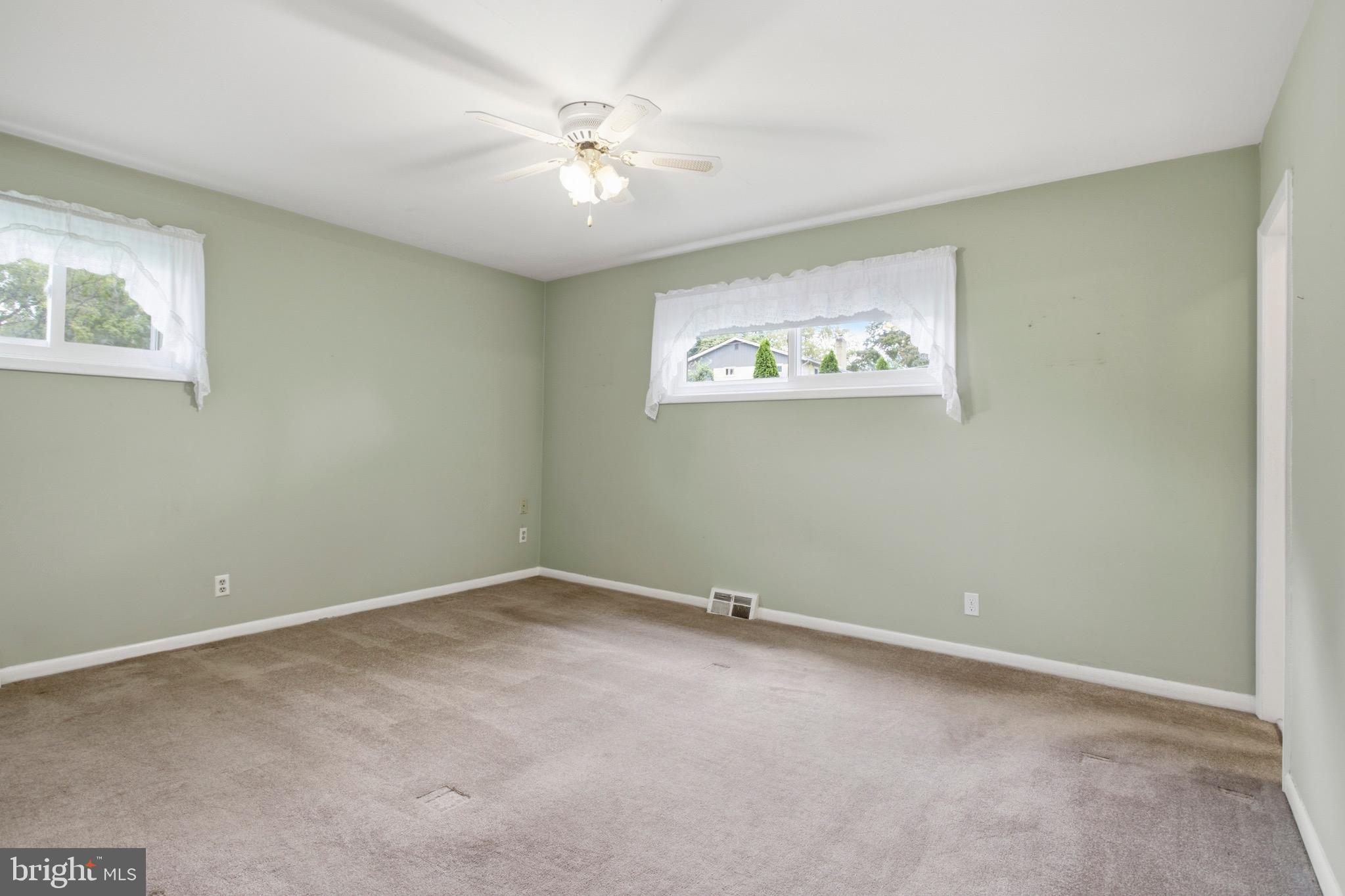 408 Foster Drive Springfield, PA 19064 - Photo 17 of 34 Gallery Image 17