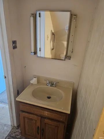 $109,000 | 703 East Bond Avenue, Marion, IN 46952