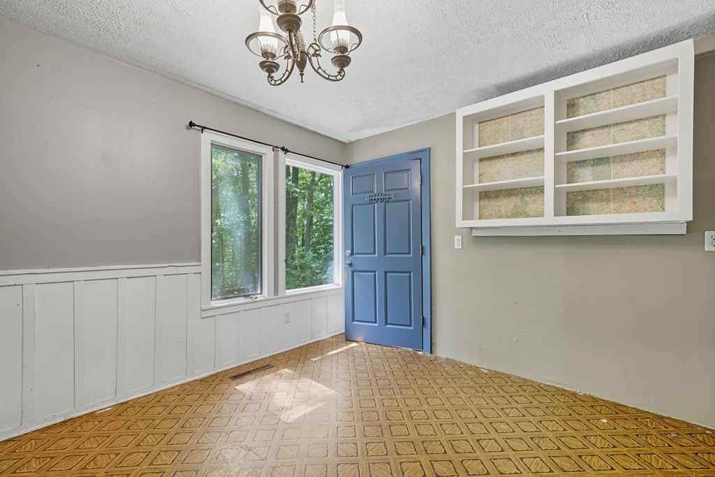 20 Sweetwater Trail Jasper, GA 30143 - Photo 16 of 46 a view of an empty room with a window