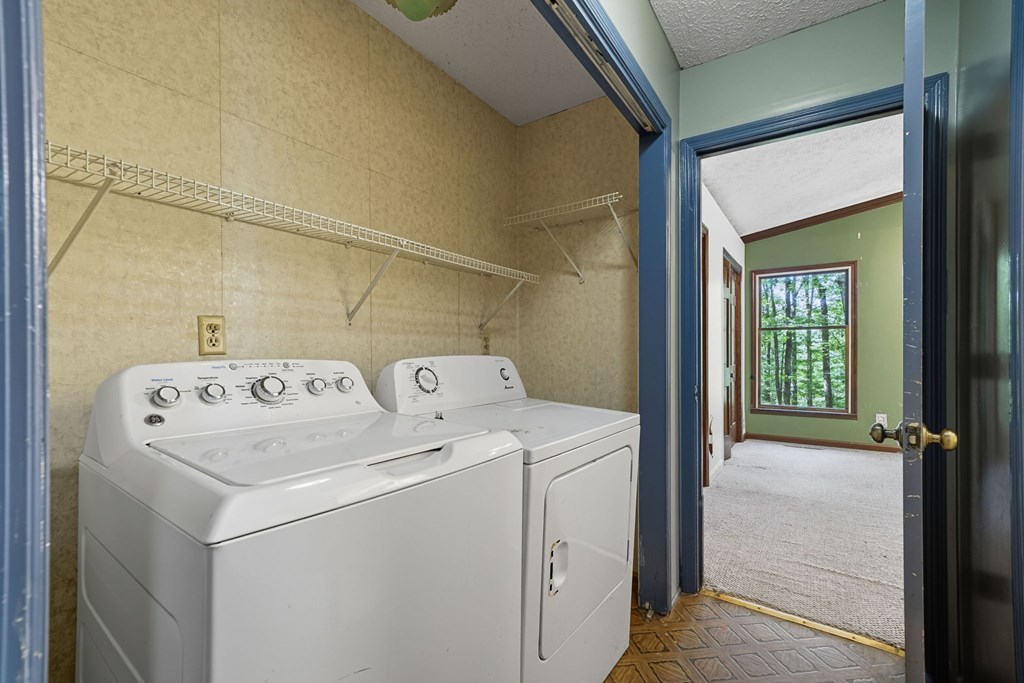 20 Sweetwater Trail Jasper, GA 30143 - Photo 24 of 46 a utility room with dryer and washer
