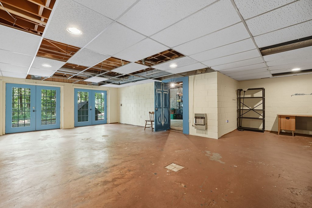 20 Sweetwater Trail Jasper, GA 30143 - Photo 28 of 46 a view of an empty room with closet