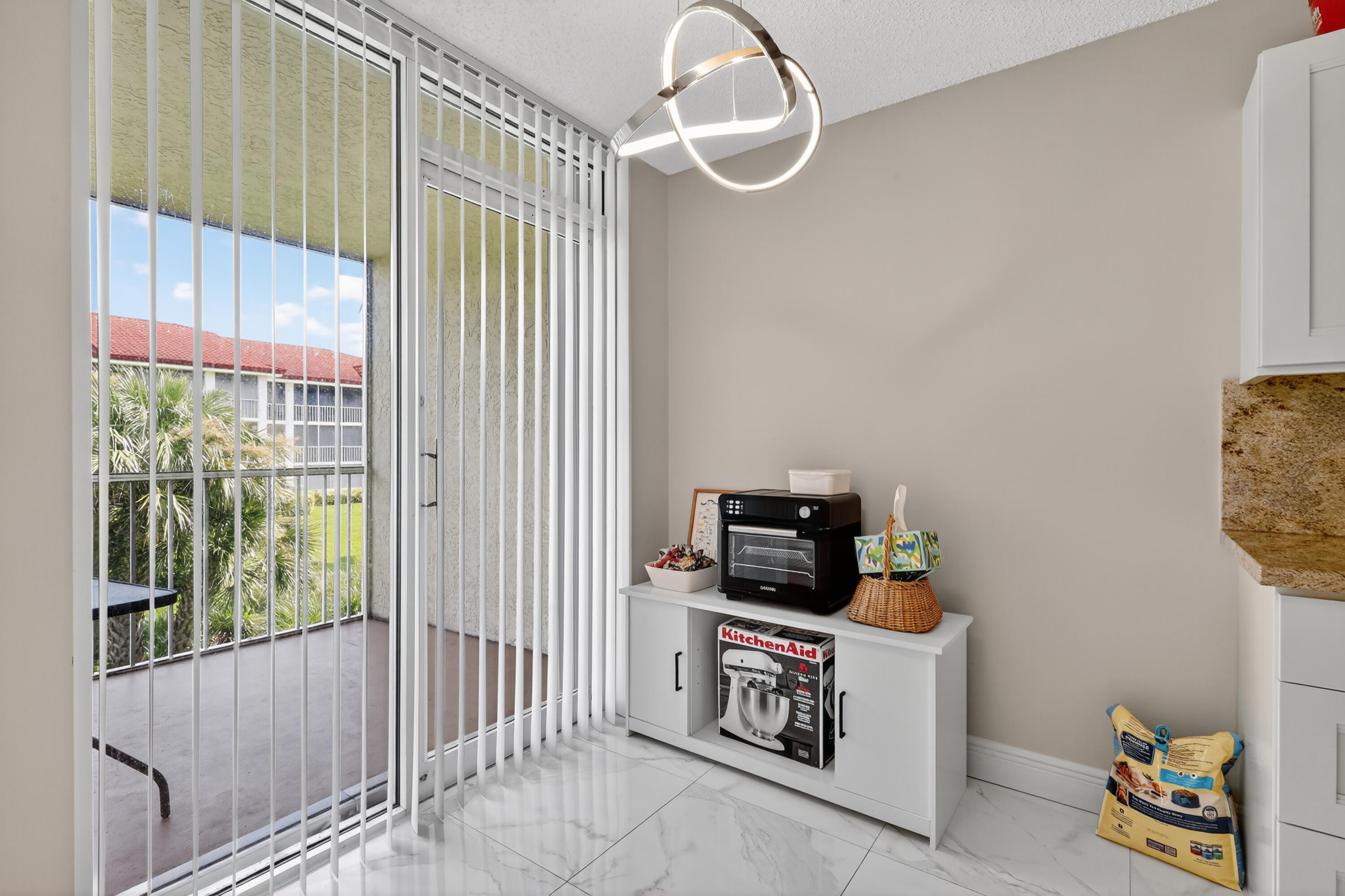 110 Half Moon Circle, Unit D2 Hypoluxo, FL 33462 - Photo 22 of 44 20-print-_82A1615