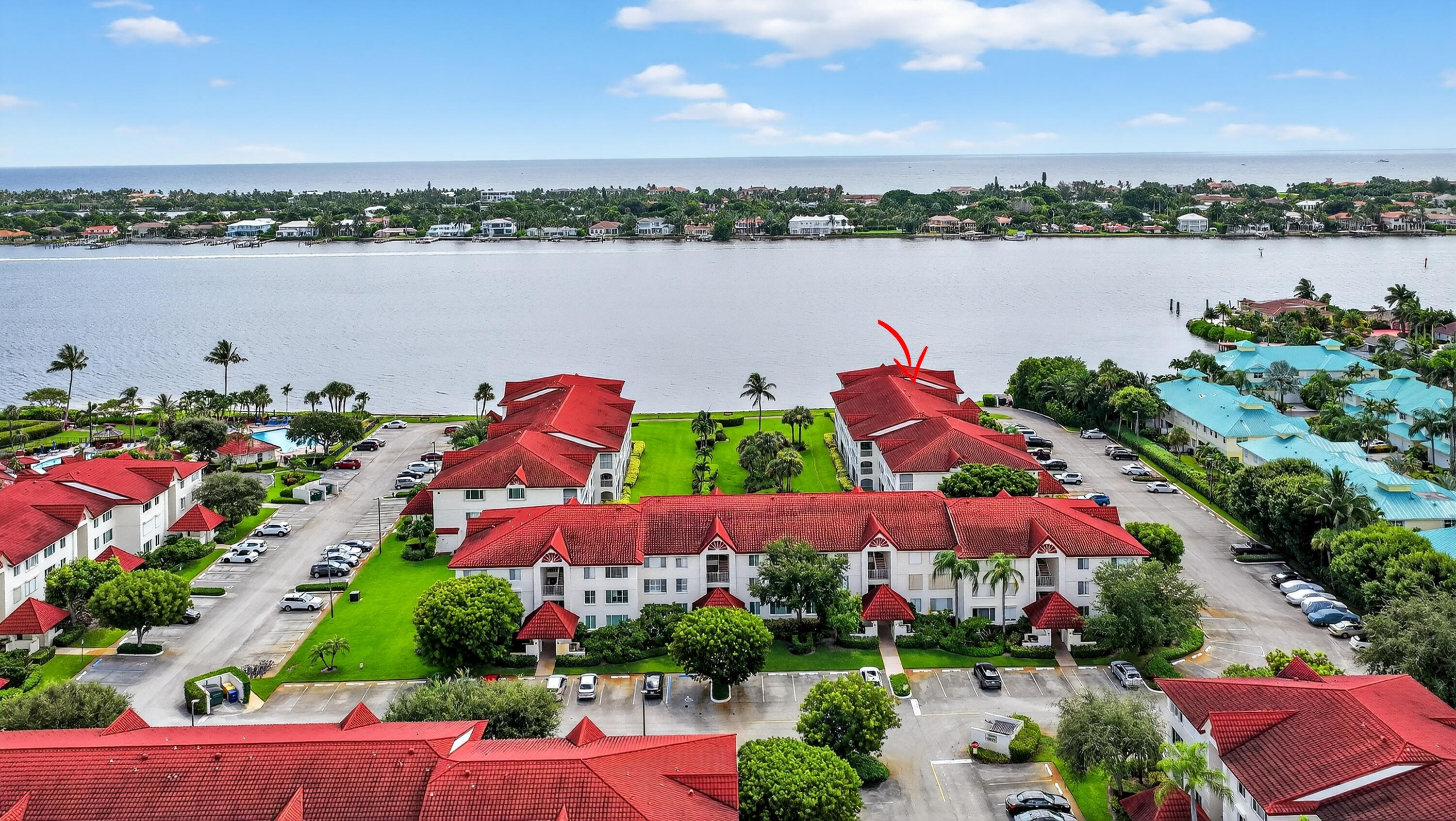 110 Half Moon Circle, Unit D2 Hypoluxo, FL 33462 - Photo 36 of 44 38-print-DJI_20250723111355_0227_D