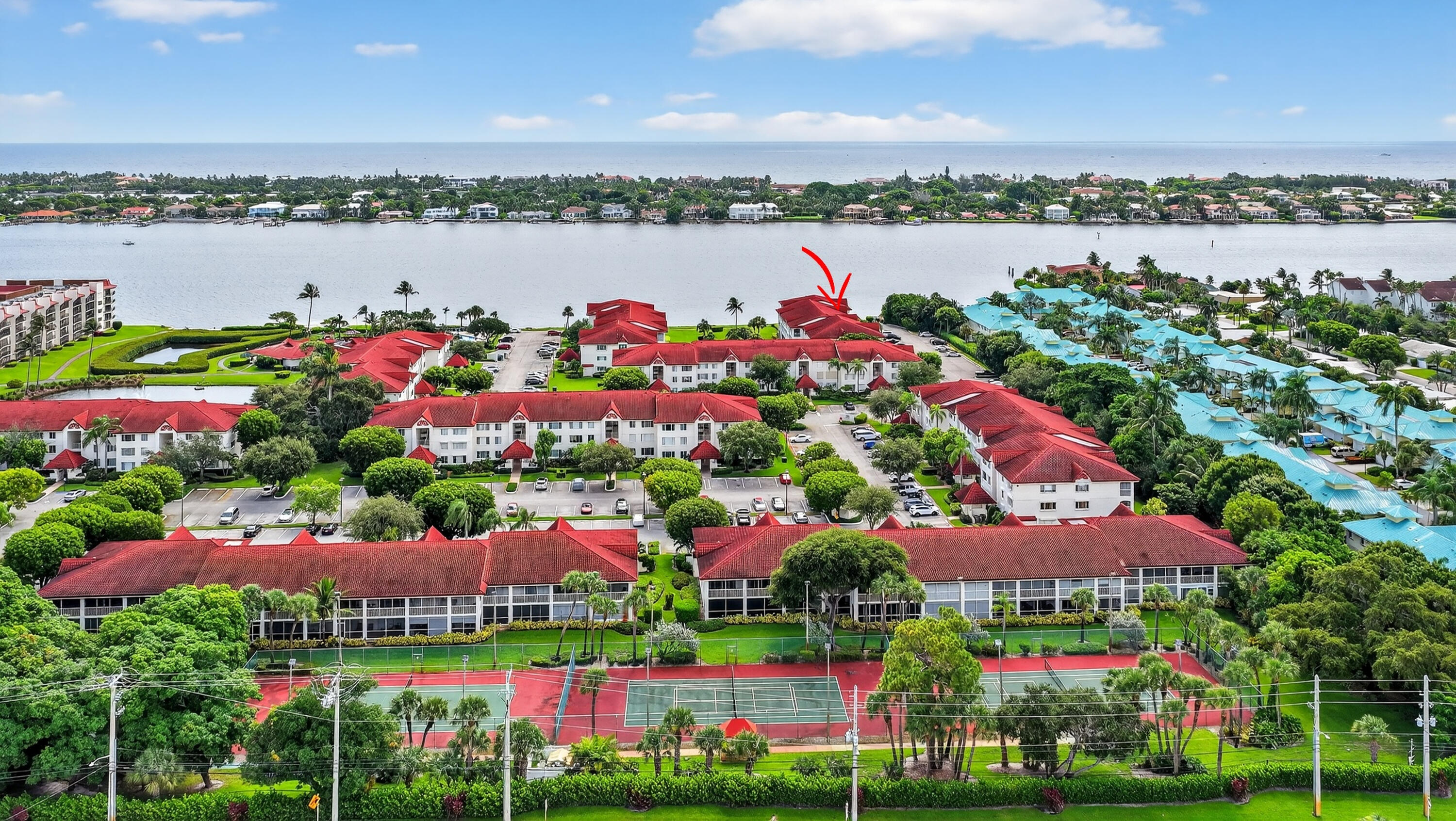 110 Half Moon Circle, Unit D2 Hypoluxo, FL 33462 - Photo 39 of 44 41-print-DJI_20250723111507_0243_D