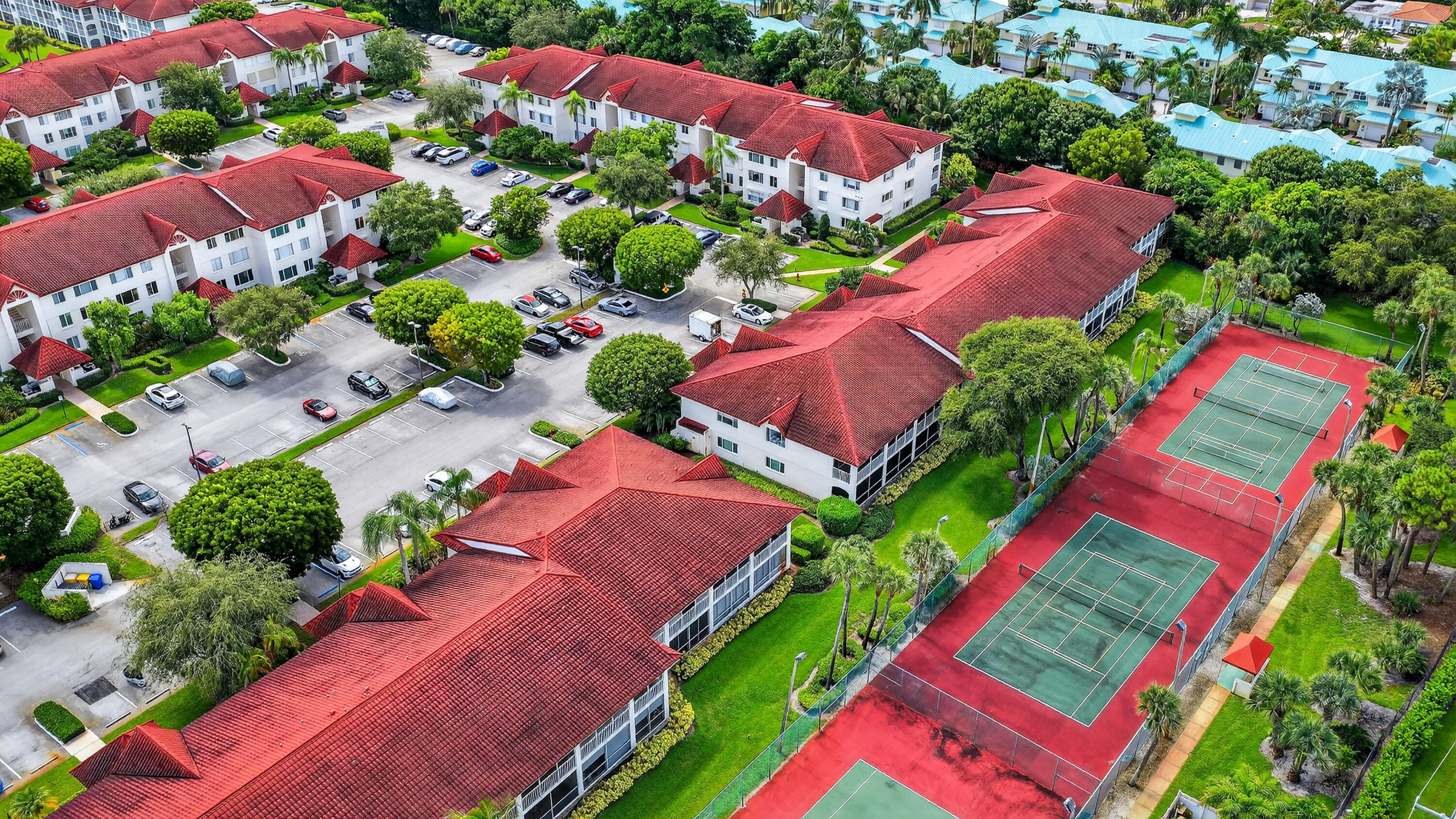 110 Half Moon Circle, Unit D2 Hypoluxo, FL 33462 - Photo 41 of 44 43-print-DJI_20250723111558_0252_D