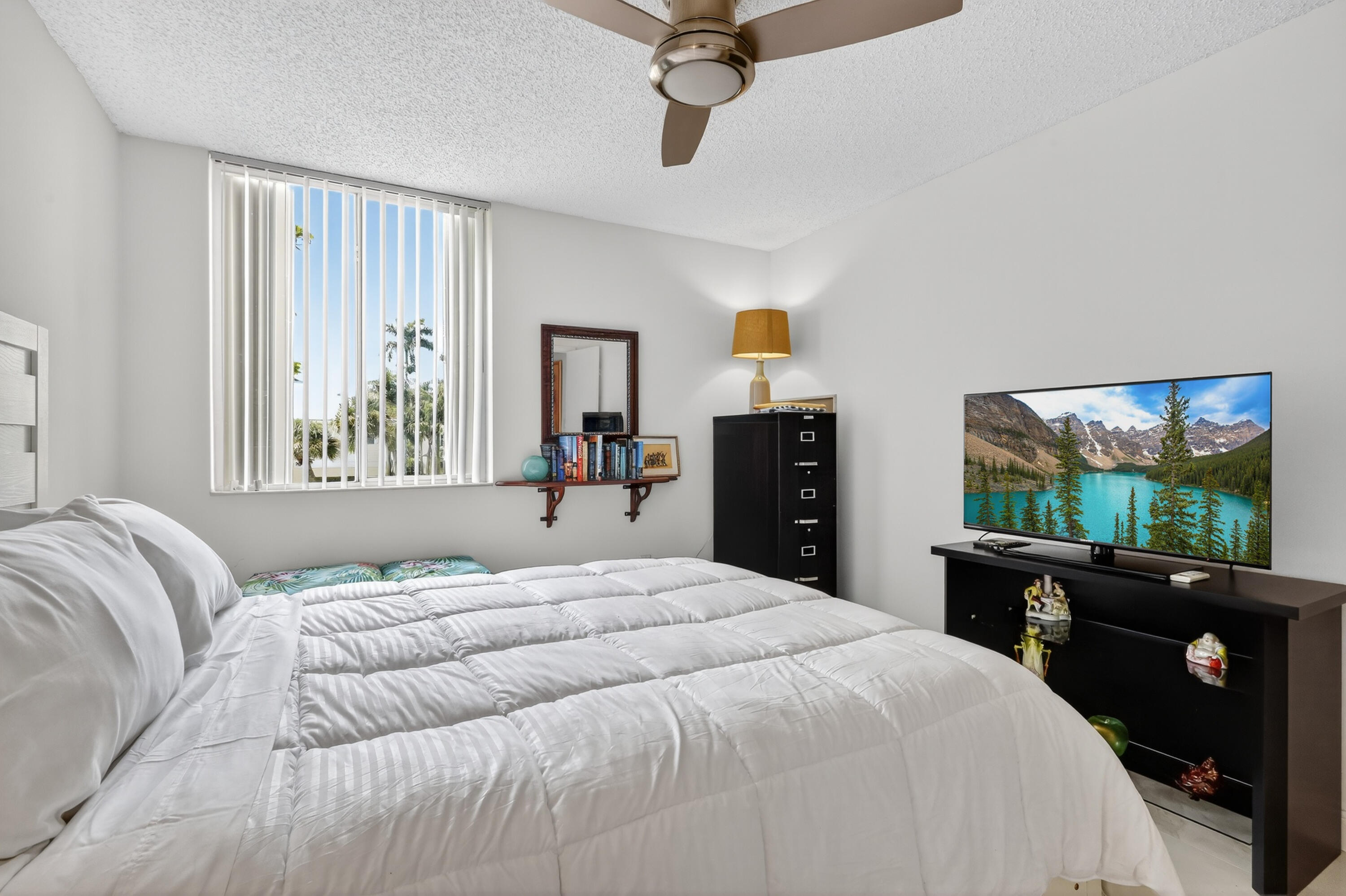 110 Half Moon Circle, Unit D2 Hypoluxo, FL 33462 - Photo 10 of 44 23-print-_82A1630