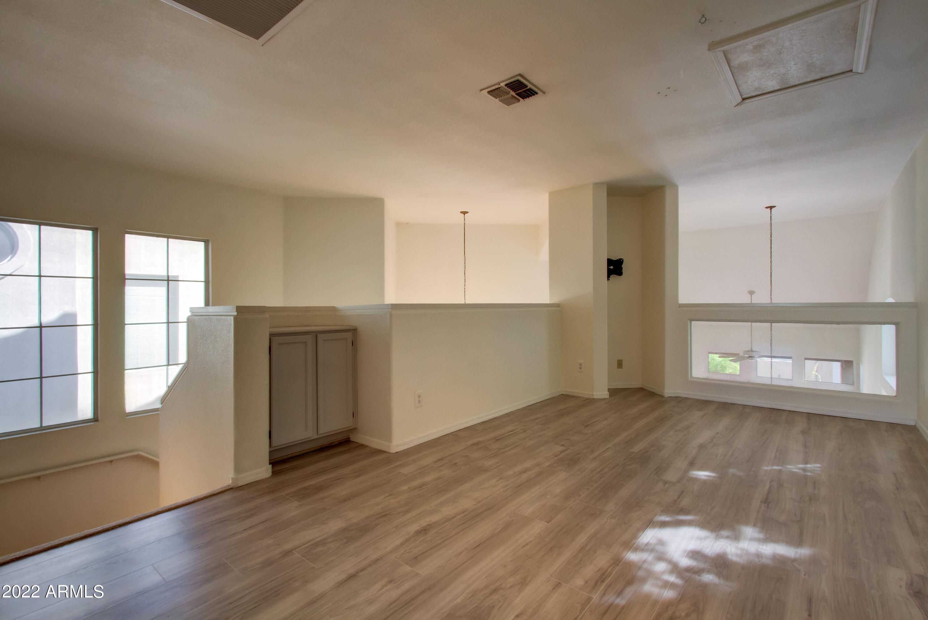 1146 East Frye Road Phoenix, AZ 85048 - Photo 16 of 18 013_Loft