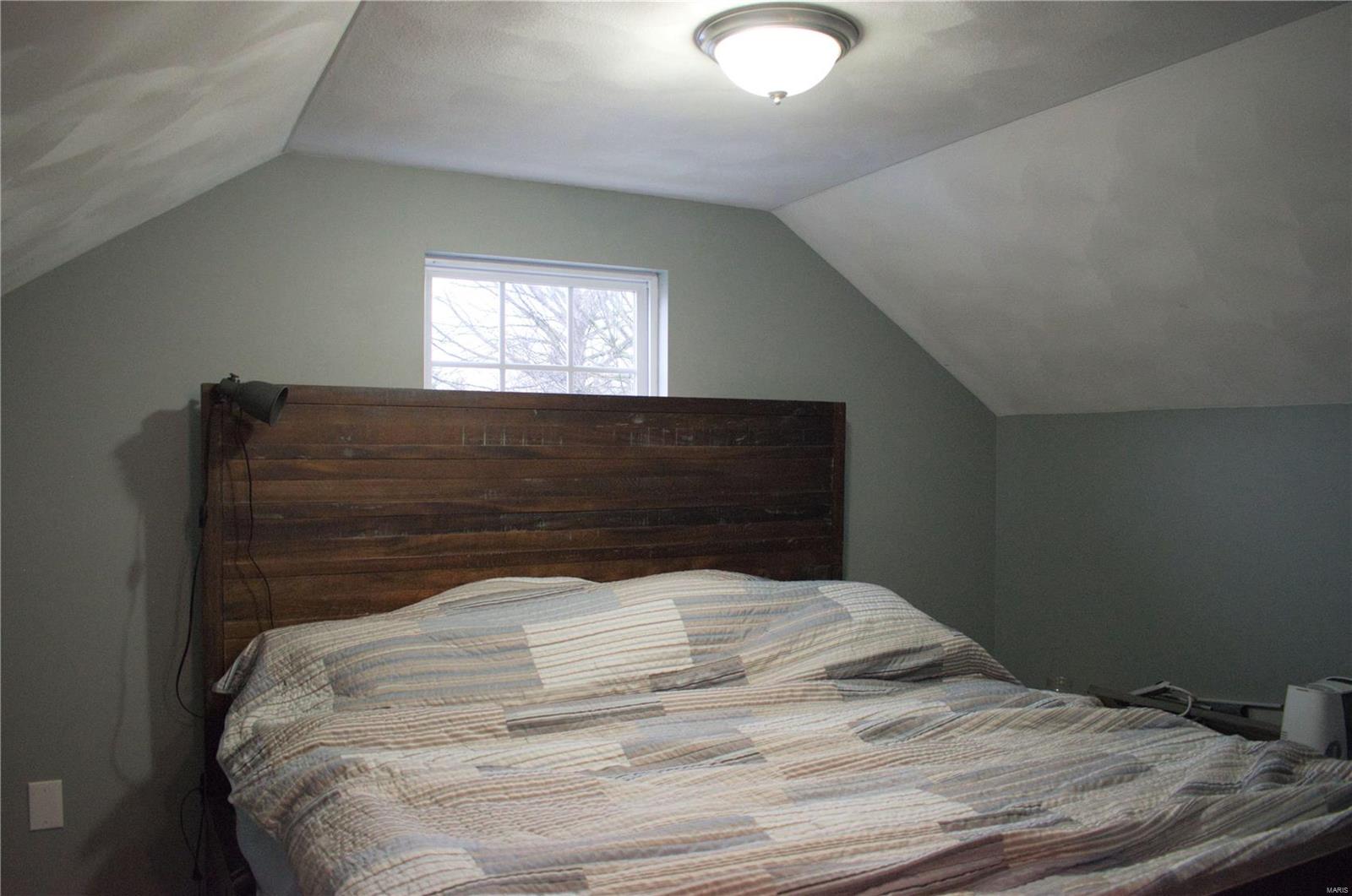 328 South Main Street Waterloo, IL 62298 - Photo 23 of 36