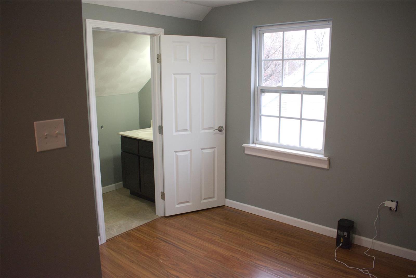 328 South Main Street Waterloo, IL 62298 - Photo 31 of 36