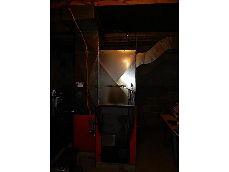 30 Shaffer School Road Ohiopyle, PA 15470 - Photo 22 of 25 Other. Woodburner with it s own Blower.