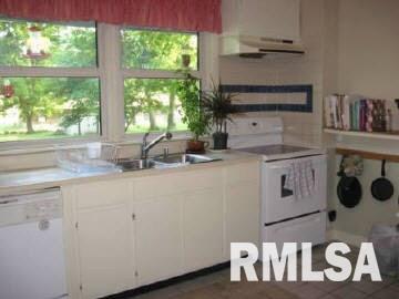 311 Ralph Street Cambria, IL 62918 - Photo 6 of 13 Gallery Image 6