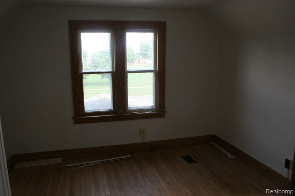 14120 East 14 Mile Road Warren, MI 48088 - Photo 26 of 34