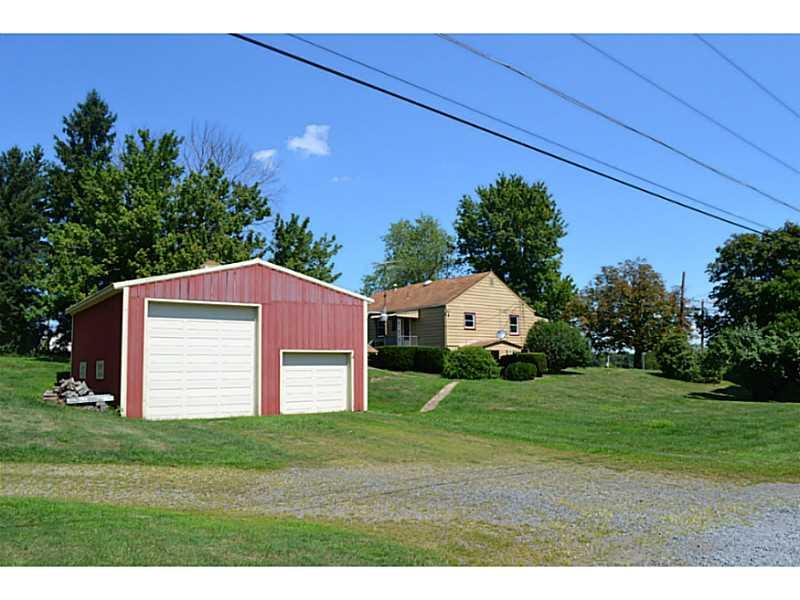 2527 Ridge Road Natrona Heights, PA 15065 - Photo 13 of 13 Parking Lot/Garage.