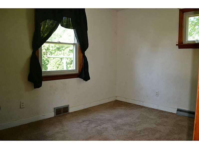 2527 Ridge Road Natrona Heights, PA 15065 - Photo 8 of 13 Bedroom.