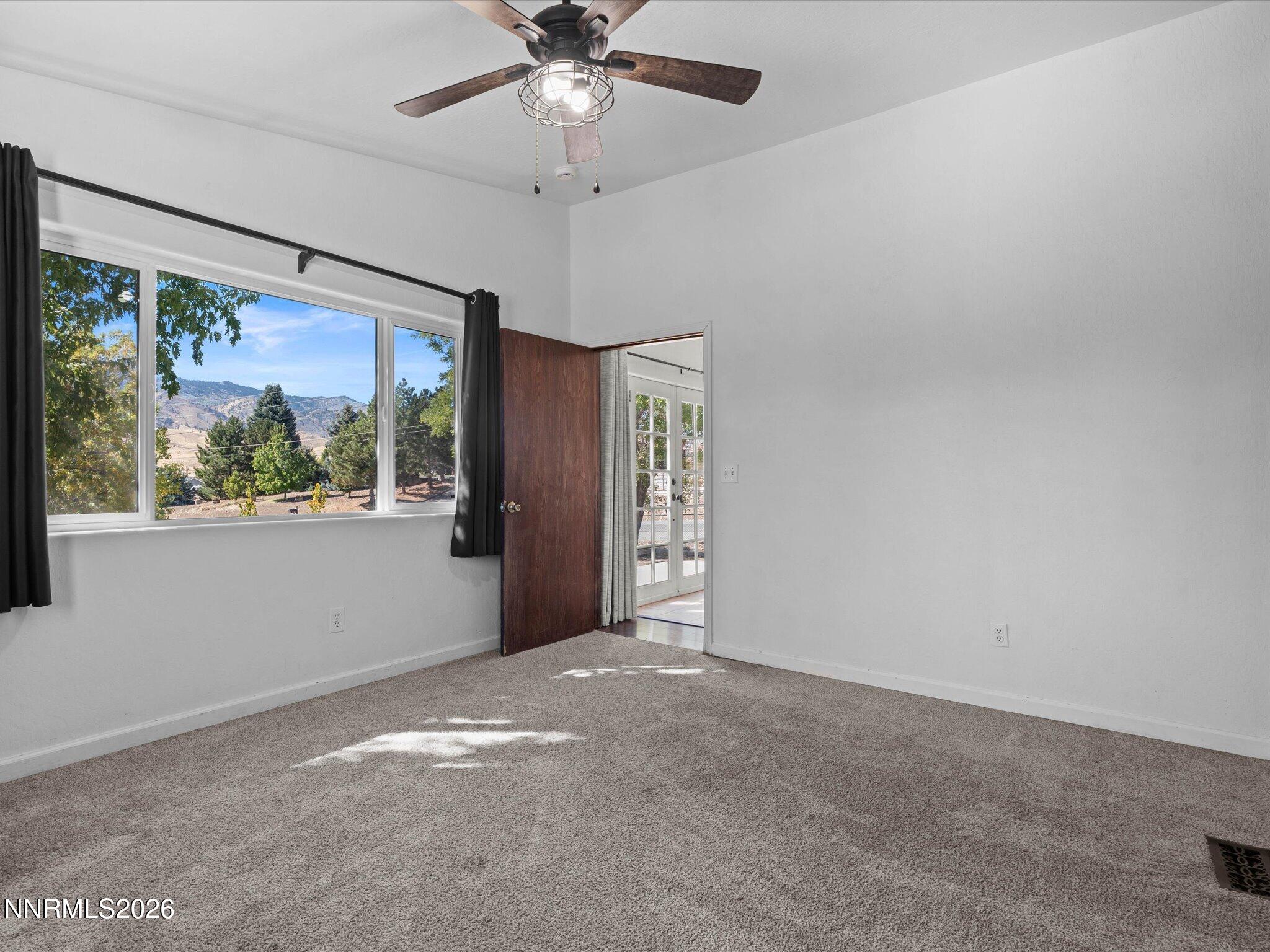 290 Eleanor Avenue Reno, NV 89523 - Photo 30 of 56 28-290 Eleanor Ave-127
