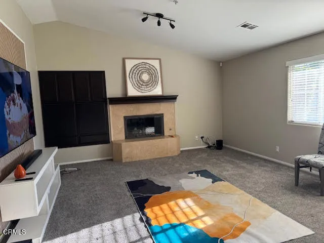 $4,395 | 10975 Darling Road, Ventura, CA 93004