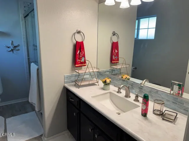 $4,395 | 10975 Darling Road, Ventura, CA 93004