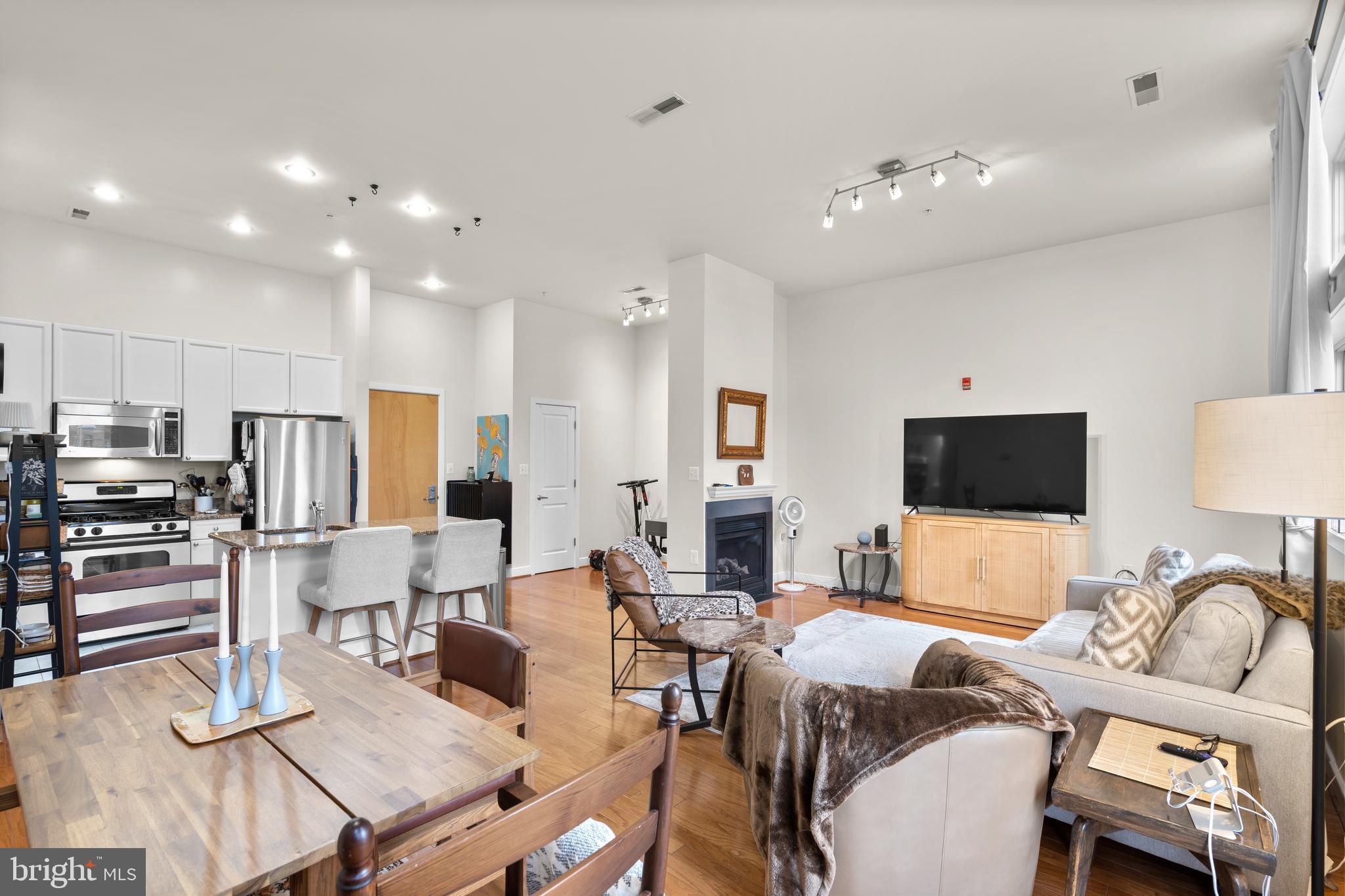 181 East Reed Avenue, Unit 412 Alexandria, VA 22305 - Photo 11 of 38