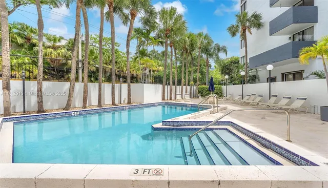 $575,000 | 2715 Tigertail Avenue, Unit 102, Miami, FL 33133