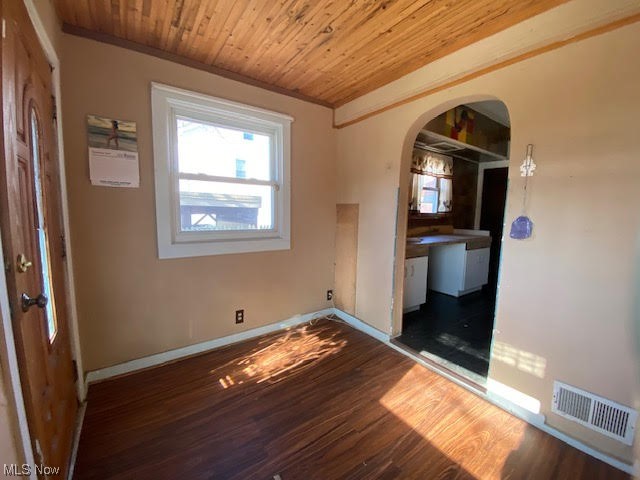 3311 Risher Road Southwest Warren, OH 44481 - Photo 6 of 32