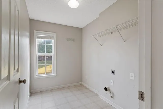 $2,250 | 9155 Friarbridge Drive, Suwanee, GA 30024