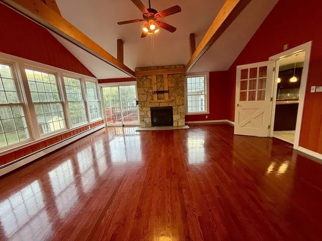 $4,600 | 3 Alaska Avenue, Unit 1, Bedford, MA 01730